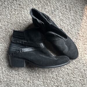 Kohl's UPTOWN 35 Women's Black Mid-Calf Boots Size 11 M Zip Closure Round Toe